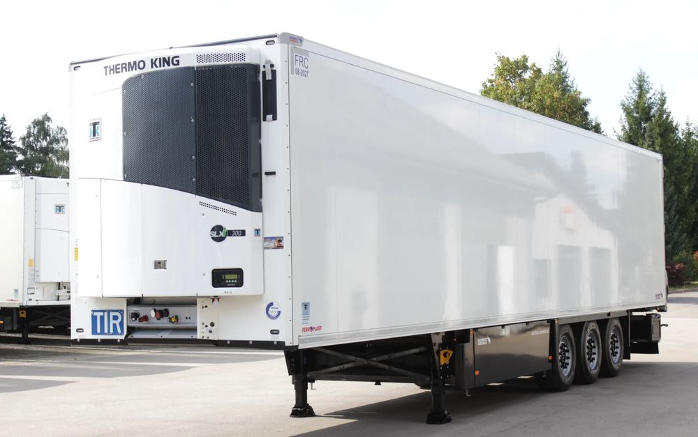 Schmitz Cargobull FP 60 V7 Thermo King SLXi 300 / *2021 ROK *TYLKO 3 907 MTG** / JAK NOWA / ŚCIANA 7 CM / - Poluprikolica hladnjače: slika 2 Schmitz Cargobull FP 60 V7 Thermo King SLXi 300 / *2021 ROK *TYLKO 3 907 MTG** / JAK NOWA / ŚCIANA 7 CM / - Poluprikolica hladnjače: slika 2