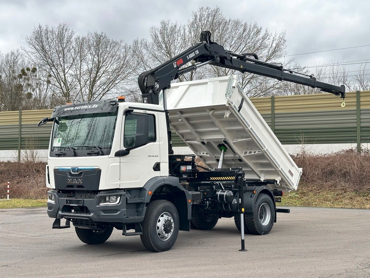 MAN TGM 18.320 4x4 Euro6e Hiab X-HiDuo 138DS-3 - Istovarivač, Kamion sa dizalicom: slika 1 MAN TGM 18.320 4x4 Euro6e Hiab X-HiDuo 138DS-3 - Istovarivač, Kamion sa dizalicom: slika 1