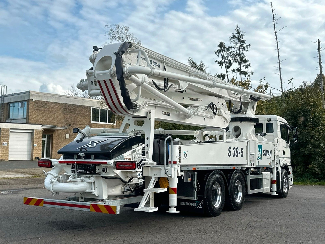 MAN TGS 26.510 6x4 SWAN TSP 38-5 160RZ ( 38m ) - Auto pumpa za beton: slika 5 MAN TGS 26.510 6x4 SWAN TSP 38-5 160RZ ( 38m ) - Auto pumpa za beton: slika 5