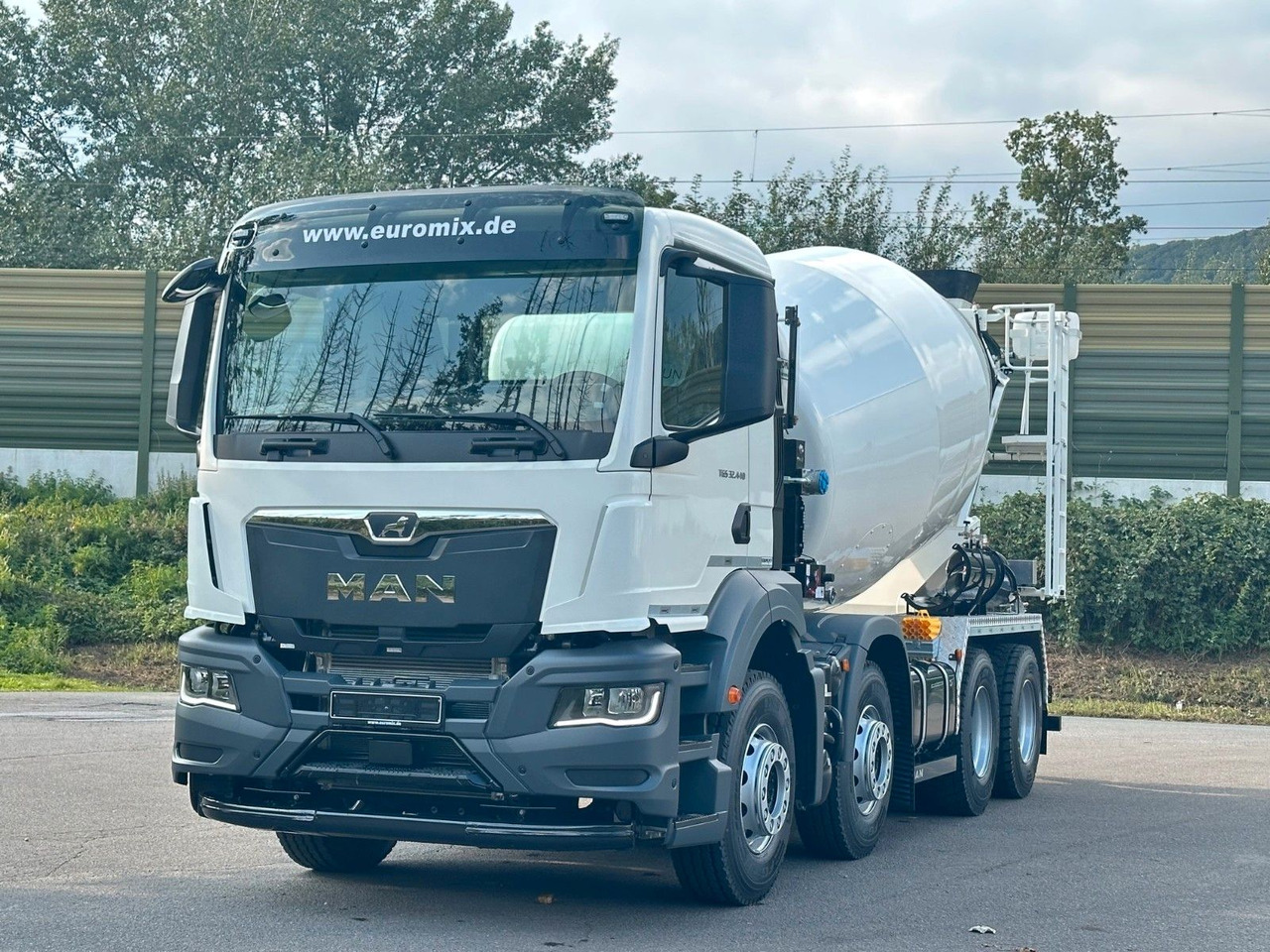 MAN TGS 32.440 8x4 / Euromix MTP EM 9 L - Mikser za beton: slika 2 MAN TGS 32.440 8x4 / Euromix MTP EM 9 L - Mikser za beton: slika 2