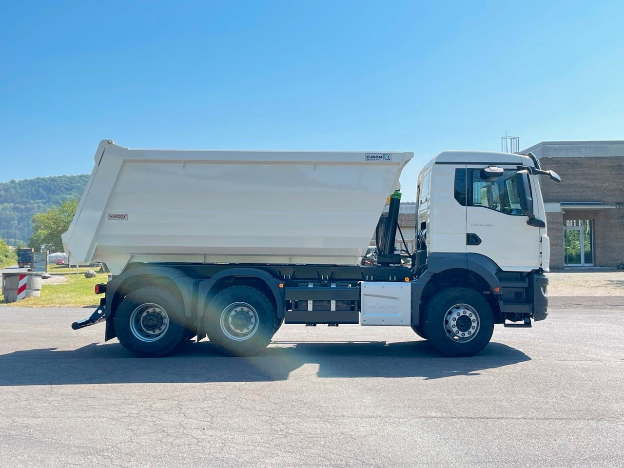 MAN TGS 33.440 6x4/Euro6e EuromixMTP Mulden-Kipper - Istovarivač: slika 5 MAN TGS 33.440 6x4/Euro6e EuromixMTP Mulden-Kipper - Istovarivač: slika 5