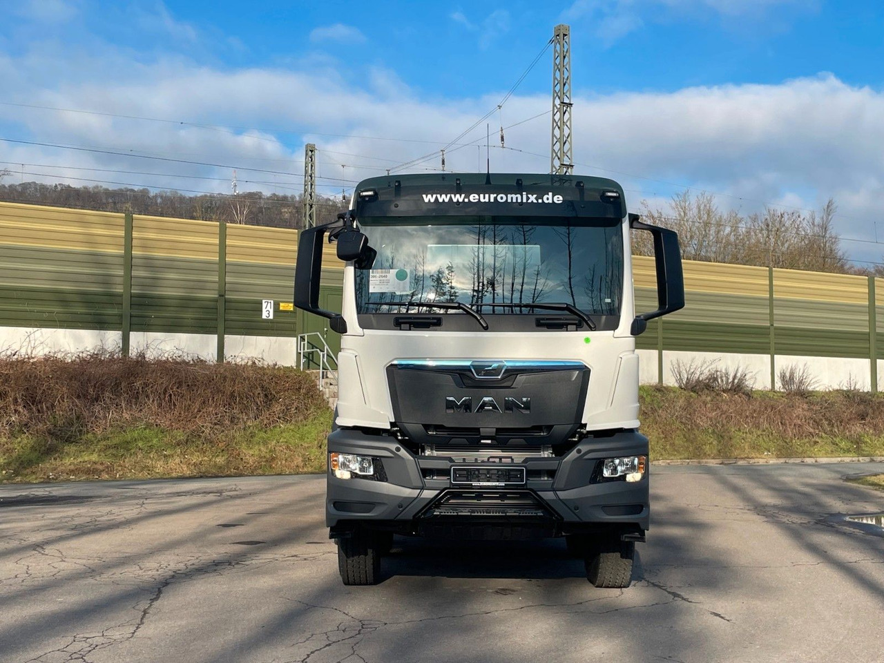 MAN TGS 41.400 8x4 / EuromixMTP EM 10m³ R / EURO 2 - Mikser za beton: slika 2 MAN TGS 41.400 8x4 / EuromixMTP EM 10m³ R / EURO 2 - Mikser za beton: slika 2