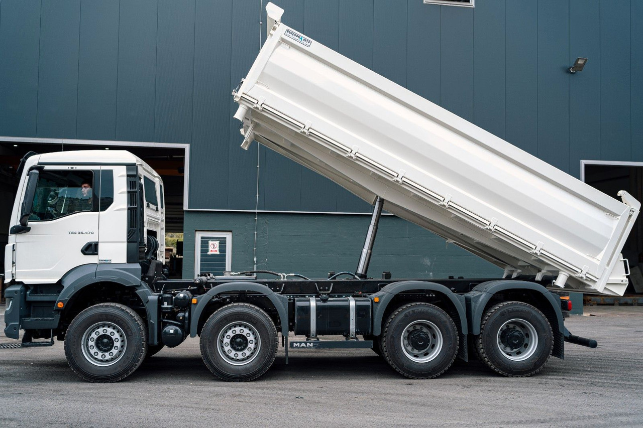 MAN TGS 41.440 8x4 EuromixMTP 3-Seiten-Kipper MAN TGS 41.440 8x4 EuromixMTP 3-Seiten-Kipper - Istovarivač: slika 3 MAN TGS 41.440 8x4 EuromixMTP 3-Seiten-Kipper MAN TGS 41.440 8x4 EuromixMTP 3-Seiten-Kipper - Istovarivač: slika 3