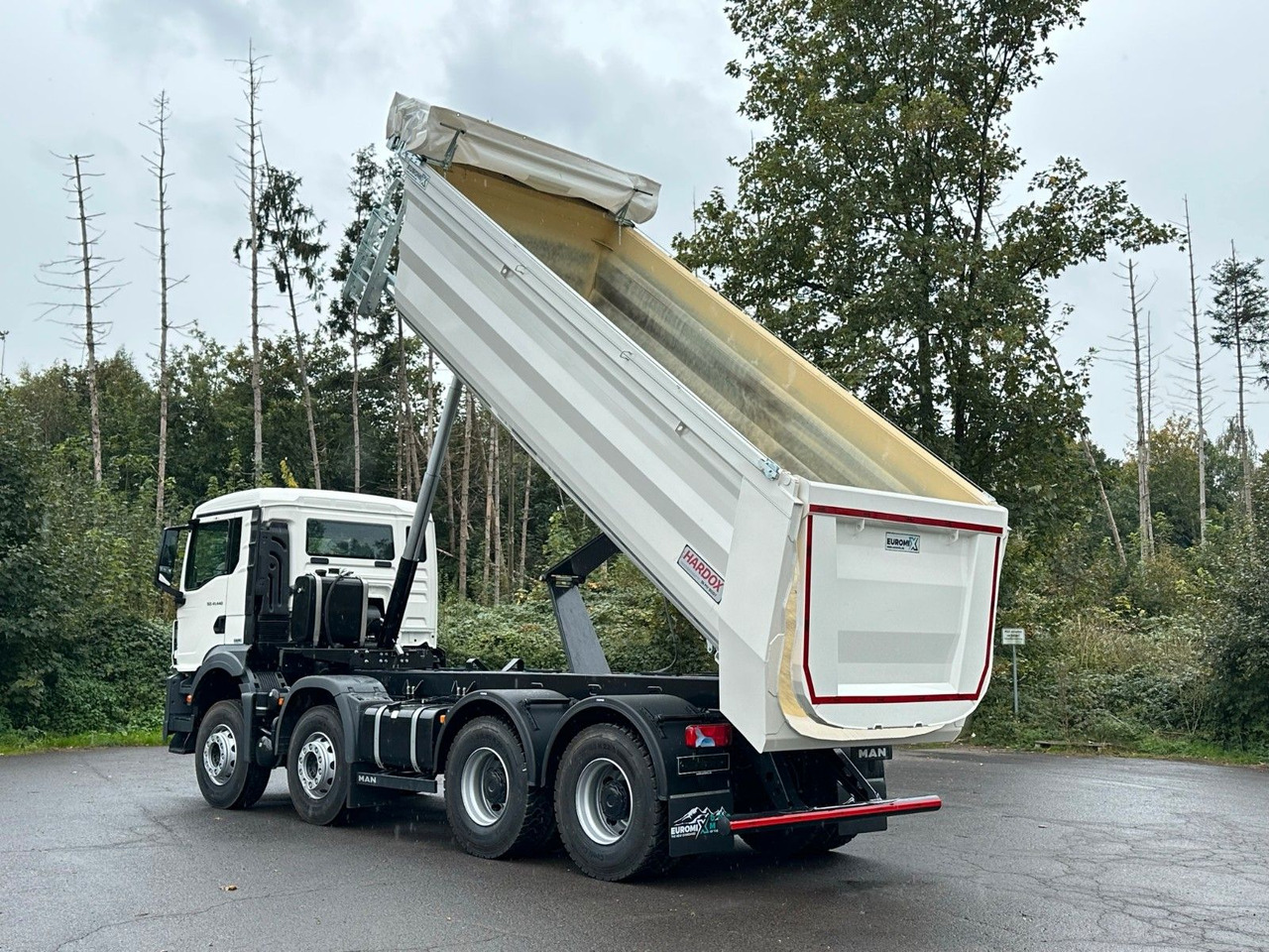 MAN TGS 41.440 BB 8X4 Euromix Mulden Kipper HARDOX MAN TGS 41.440 BB 8X4 Euromix Mulden Kipper HARDOX - Istovarivač: slika 5 MAN TGS 41.440 BB 8X4 Euromix Mulden Kipper HARDOX MAN TGS 41.440 BB 8X4 Euromix Mulden Kipper HARDOX - Istovarivač: slika 5