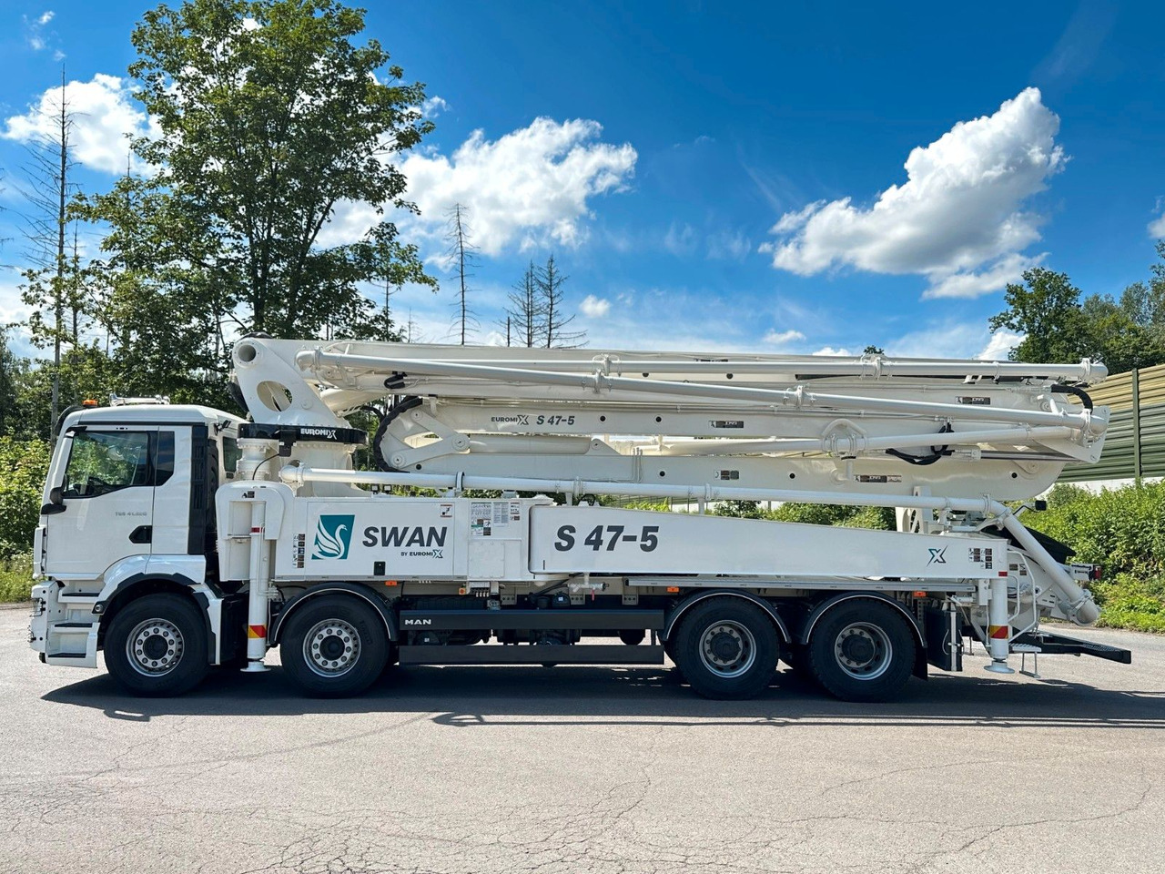MAN TGS 41.520 8x4 SWAN TSP 47-5 160RZ ( 47m ) - Auto pumpa za beton: slika 3 MAN TGS 41.520 8x4 SWAN TSP 47-5 160RZ ( 47m ) - Auto pumpa za beton: slika 3