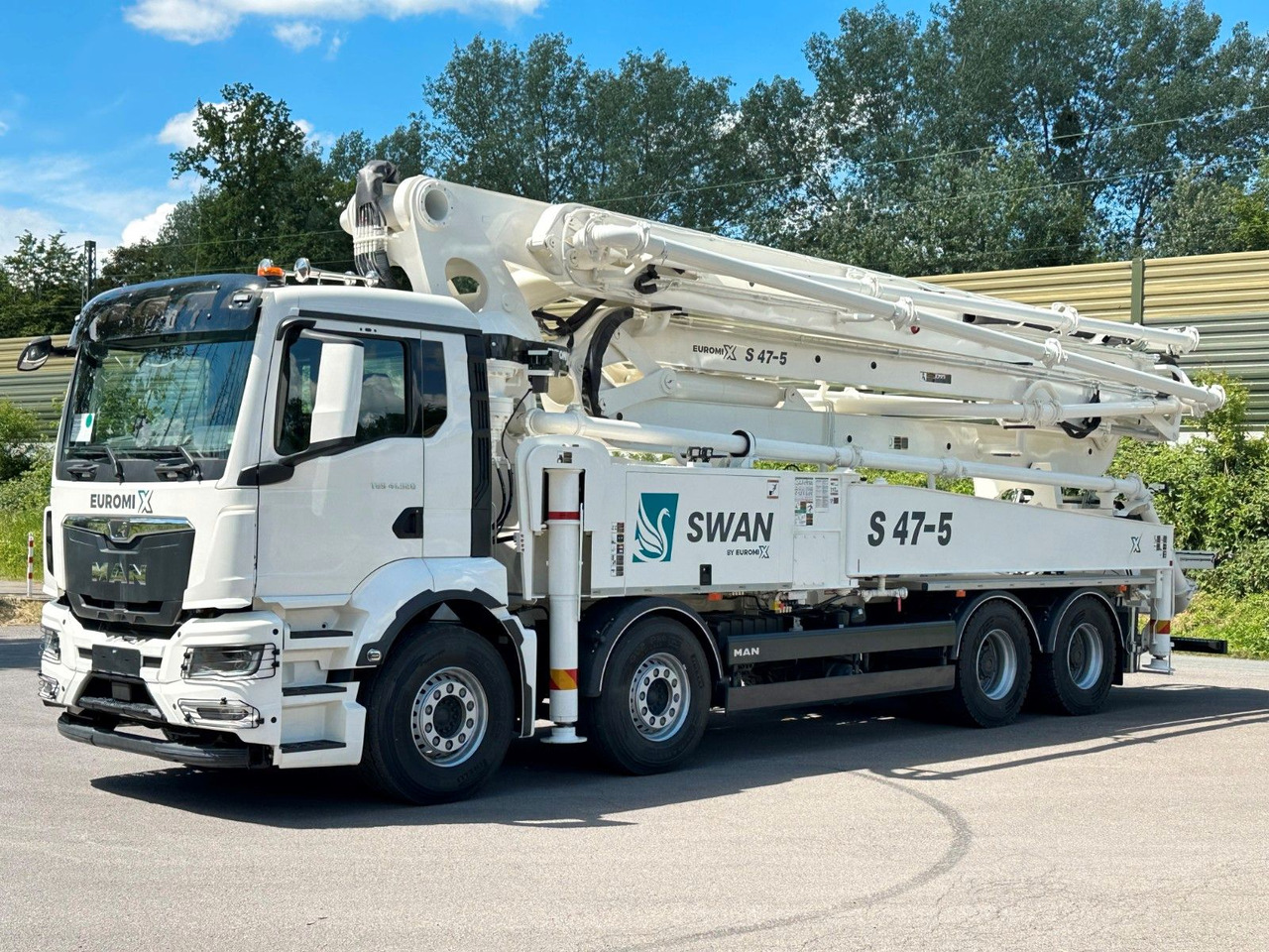 MAN TGS 41.520 8x4 SWAN TSP 47-5 160RZ ( 47m ) - Mikser za beton: slika 1 MAN TGS 41.520 8x4 SWAN TSP 47-5 160RZ ( 47m ) - Mikser za beton: slika 1