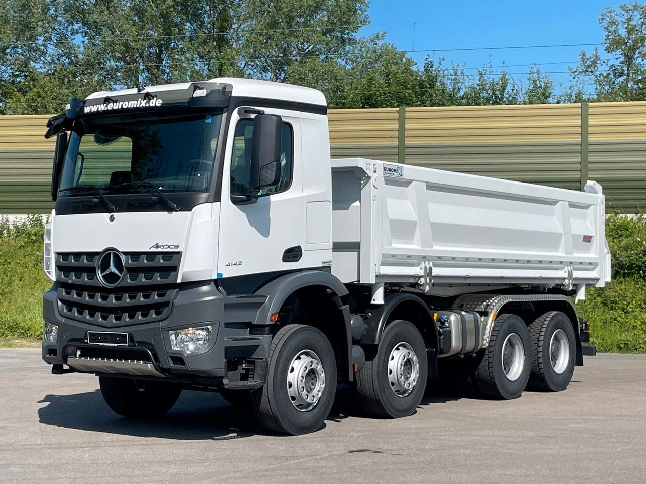 Mercedes-Benz 4145 8X4 Euromix EMT 3-Seiten-Kipper - Istovarivač: slika 1 Mercedes-Benz 4145 8X4 Euromix EMT 3-Seiten-Kipper - Istovarivač: slika 1