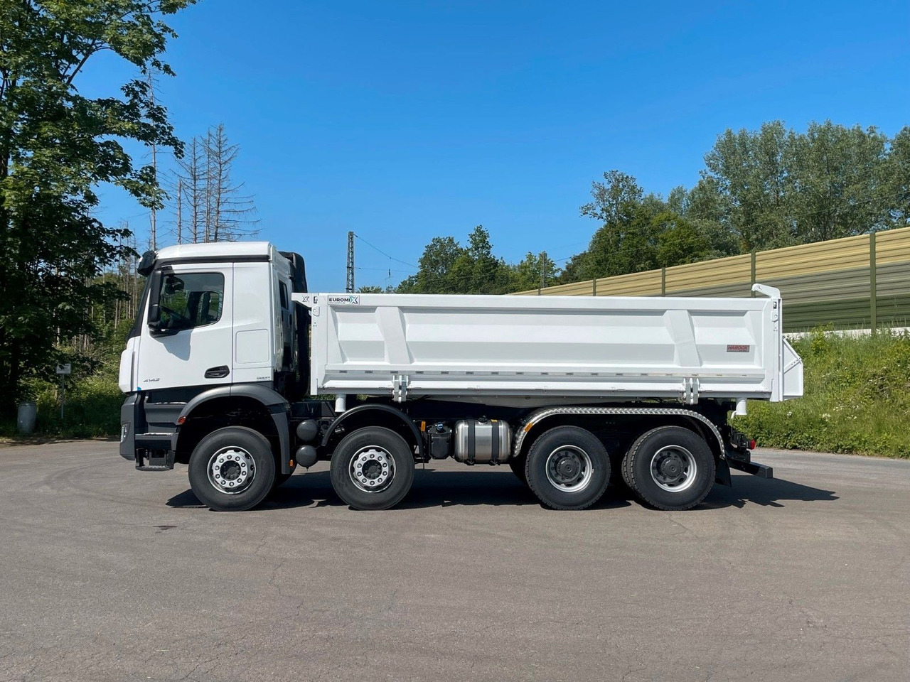 Mercedes-Benz 4145 8X4 Euromix EMT 3-Seiten-Kipper - Istovarivač: slika 3 Mercedes-Benz 4145 8X4 Euromix EMT 3-Seiten-Kipper - Istovarivač: slika 3