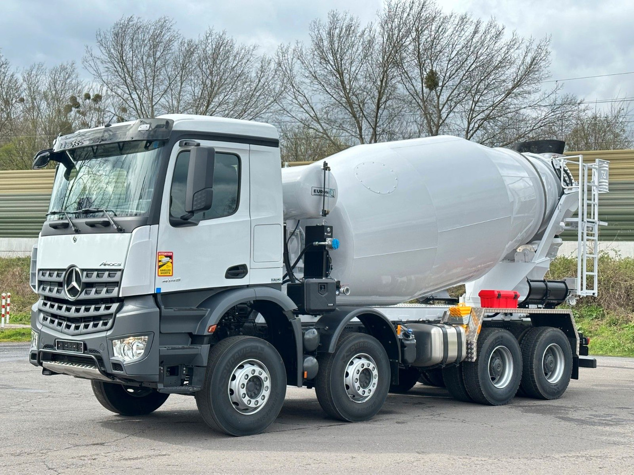 Mercedes-Benz 4145 8X4 EuromixMTP EM 10 Fahrmischer - Mikser za beton: slika 1 Mercedes-Benz 4145 8X4 EuromixMTP EM 10 Fahrmischer - Mikser za beton: slika 1