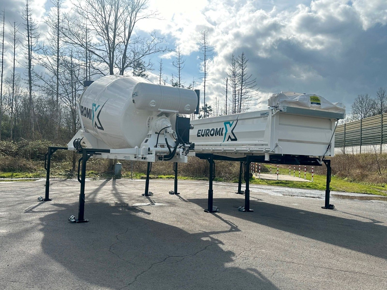 Mercedes-Benz 4145 8X4 EuromixMTP WECHSELSYSTEM KIPPER+MISCHER Mercedes-Benz 4145 8X4 EuromixMTP WECHSELSYSTEM KIPPER+MISCHER - Istovarivač: slika 1 Mercedes-Benz 4145 8X4 EuromixMTP WECHSELSYSTEM KIPPER+MISCHER Mercedes-Benz 4145 8X4 EuromixMTP WECHSELSYSTEM KIPPER+MISCHER - Istovarivač: slika 1