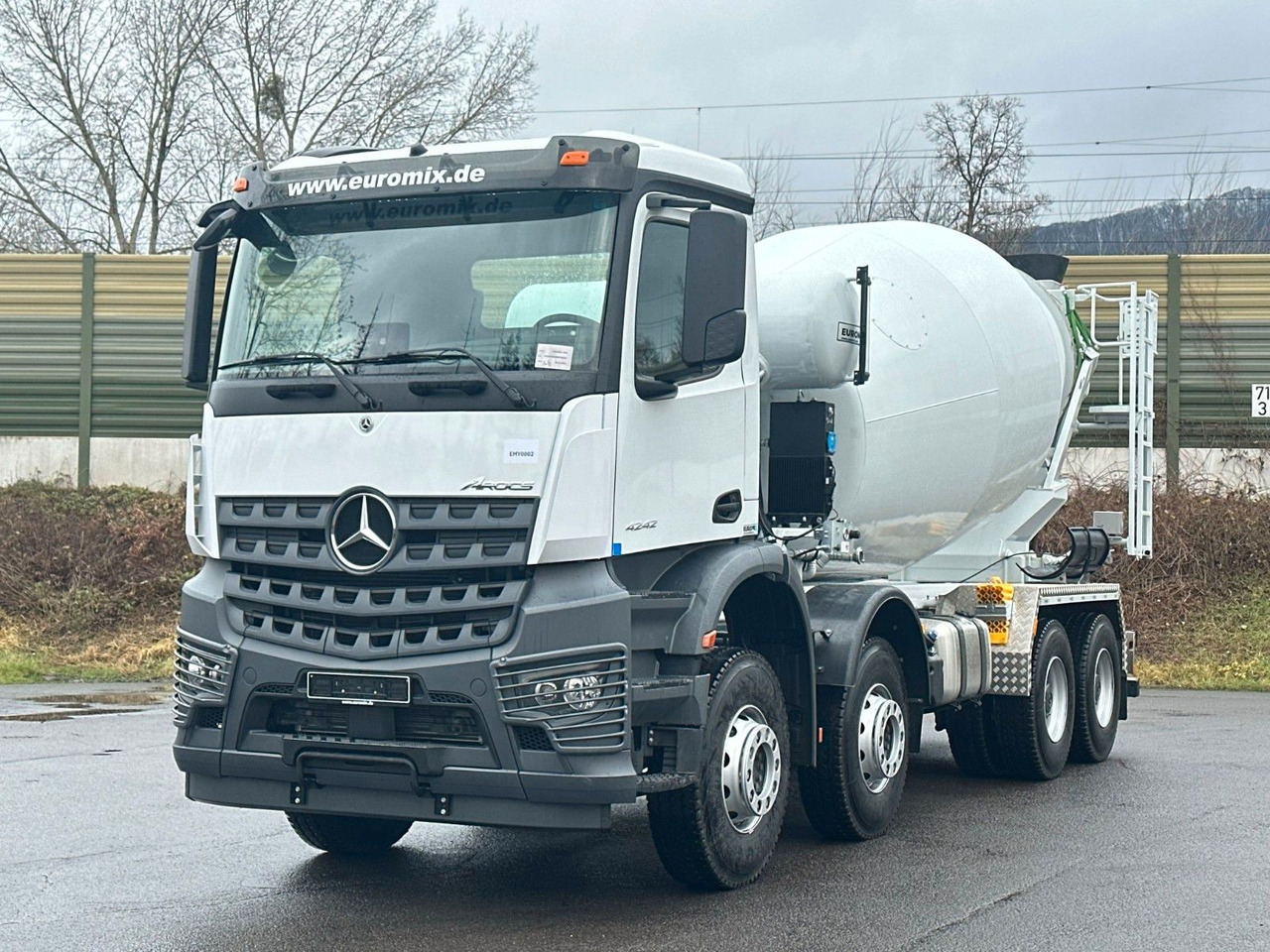 Mercedes-Benz AROCS 5 4242 8x4 Euro5 EuromixMTP EM 12m R - Mikser za beton: slika 2 Mercedes-Benz AROCS 5 4242 8x4 Euro5 EuromixMTP EM 12m R - Mikser za beton: slika 2