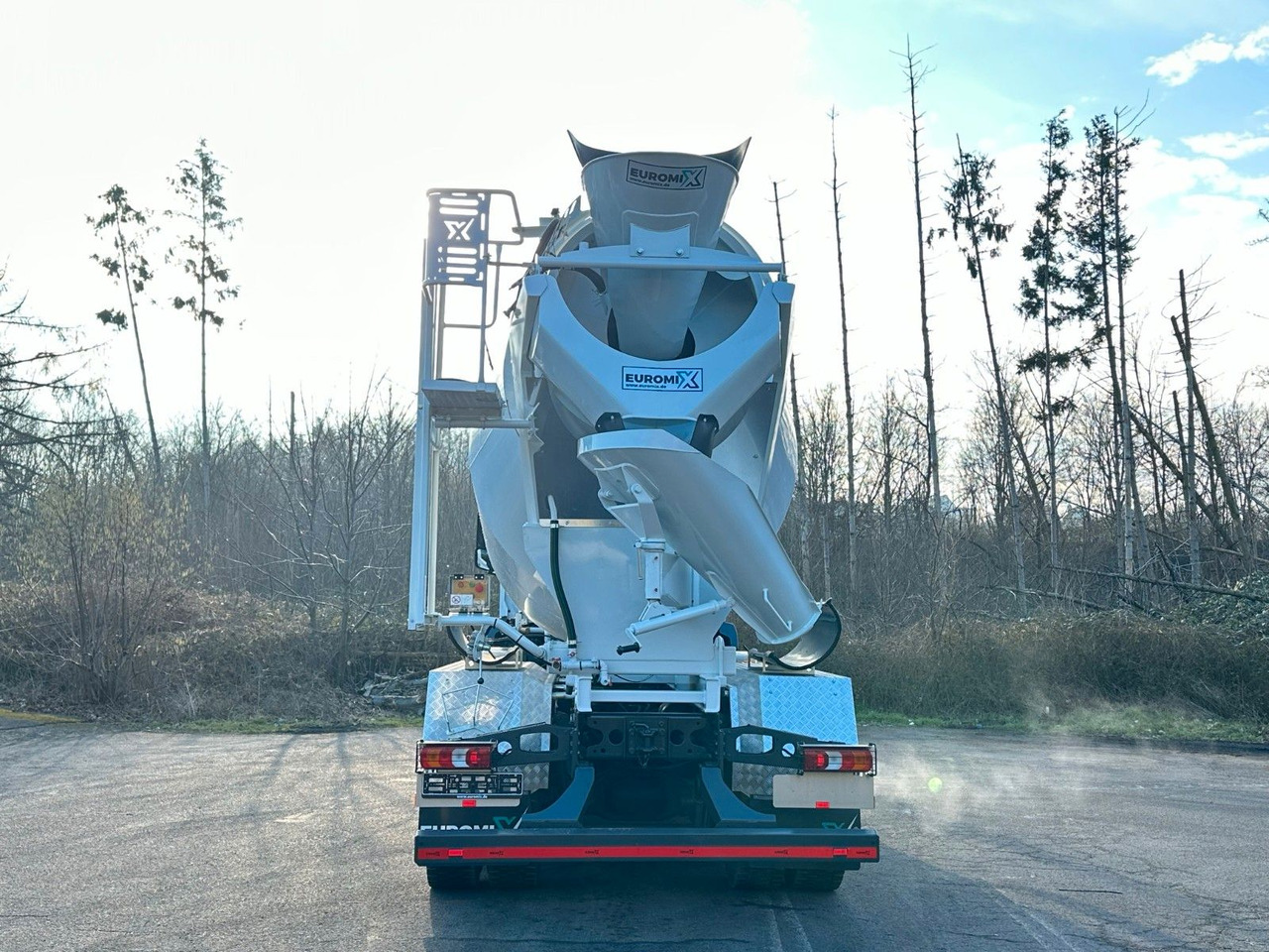 Mercedes-Benz Arocs 5 3743 8X4 / Euro6e EuromixMTP EM 10 L - Mikser za beton: slika 5 Mercedes-Benz Arocs 5 3743 8X4 / Euro6e EuromixMTP EM 10 L - Mikser za beton: slika 5