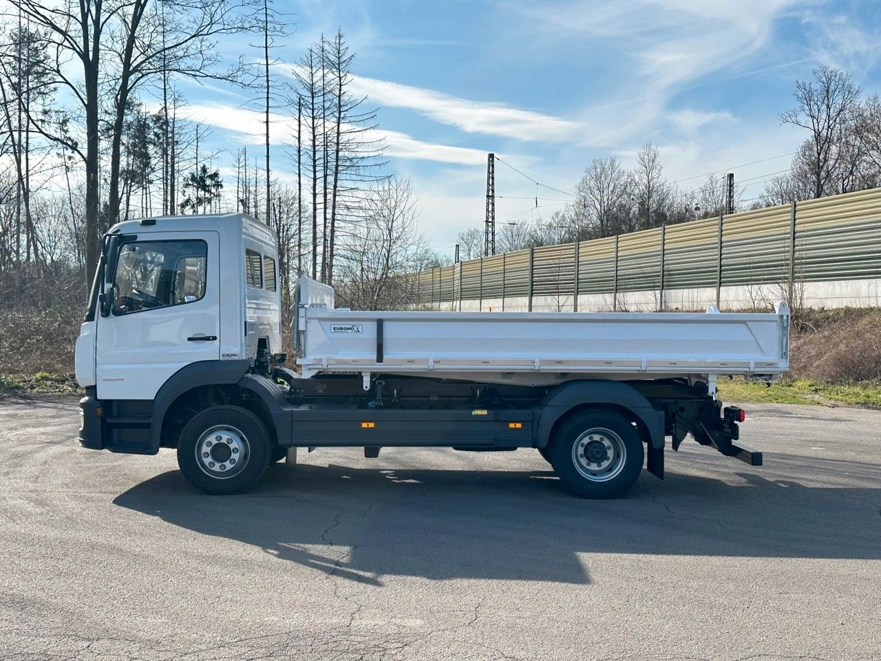 Mercedes-Benz Atego 1224 K EuromixMTP 3-Seiten-Kipper - Istovarivač: slika 4 Mercedes-Benz Atego 1224 K EuromixMTP 3-Seiten-Kipper - Istovarivač: slika 4