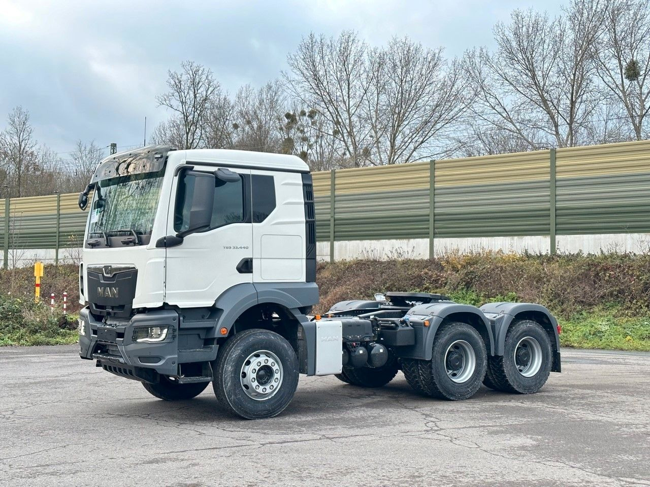 MAN TGS 33.440 BBS 6X4 EUROMIX MTP Kipper-Auflieger - Tegljač: slika 5 MAN TGS 33.440 BBS 6X4 EUROMIX MTP Kipper-Auflieger - Tegljač: slika 5