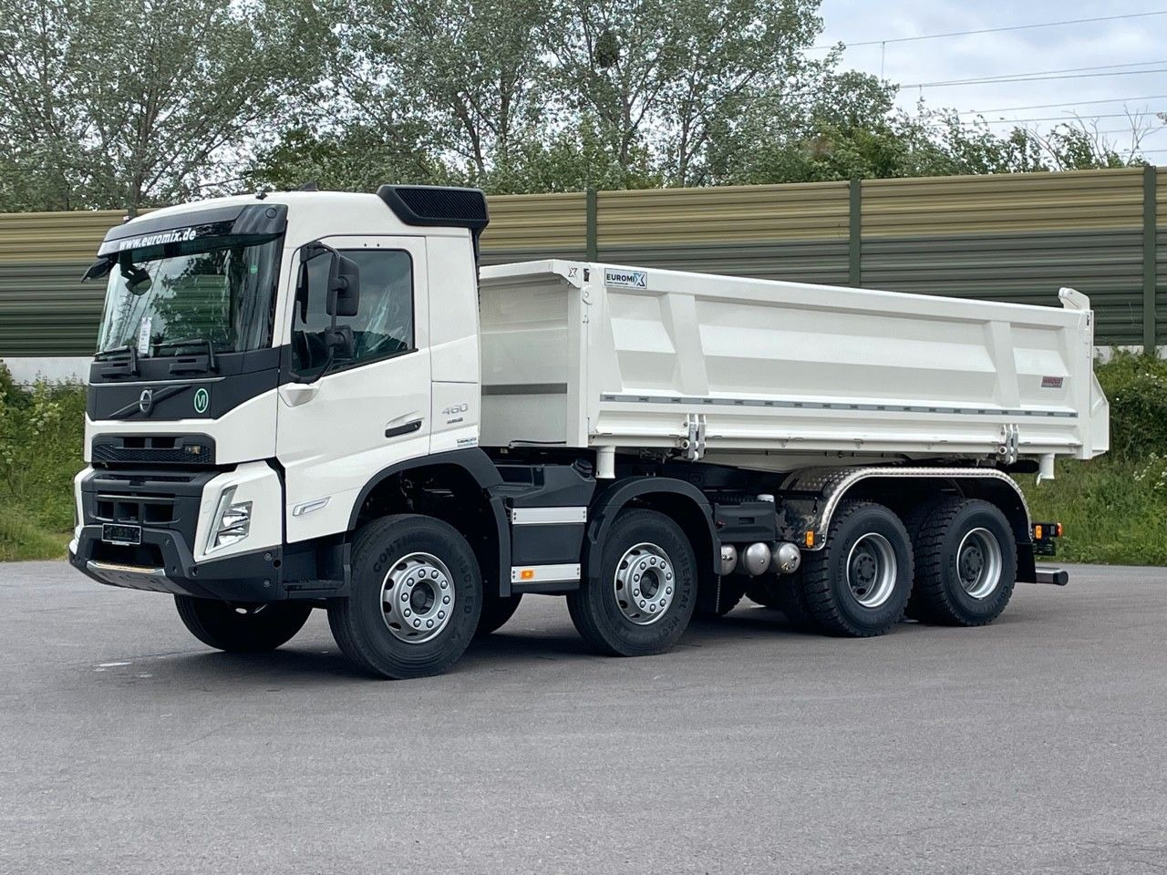 Volvo FMX 460 8x4 / WECHSELSYSTEM KIPPER+MISCHER Volvo FMX 460 8x4 / WECHSELSYSTEM KIPPER+MISCHER - Mikser za beton: slika 5 Volvo FMX 460 8x4 / WECHSELSYSTEM KIPPER+MISCHER Volvo FMX 460 8x4 / WECHSELSYSTEM KIPPER+MISCHER - Mikser za beton: slika 5