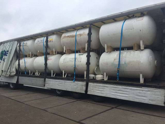 2700L(1,35 ton) Gastanks - Gas, Gaz, LPG, GPL, Propane, Butane tanks aboveground Used Tanks - Rezervoar za gorivo: slika 1 2700L(1,35 ton) Gastanks - Gas, Gaz, LPG, GPL, Propane, Butane tanks aboveground Used Tanks - Rezervoar za gorivo: slika 1