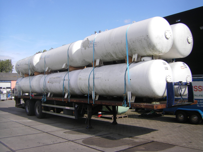 5000 L (2,5 ton) Gastank on trailer -Gas, Gaz, LPG, GPL, Propane, Butane tanks aboveground working pressure 15.6 bar Used tanks-Also available per single piece ID 1.005 - Rezervoar za gorivo za Kamion: slika 3 5000 L (2,5 ton) Gastank on trailer -Gas, Gaz, LPG, GPL, Propane, Butane tanks aboveground working pressure 15.6 bar Used tanks-Also available per single piece ID 1.005 - Rezervoar za gorivo za Kamion: slika 3