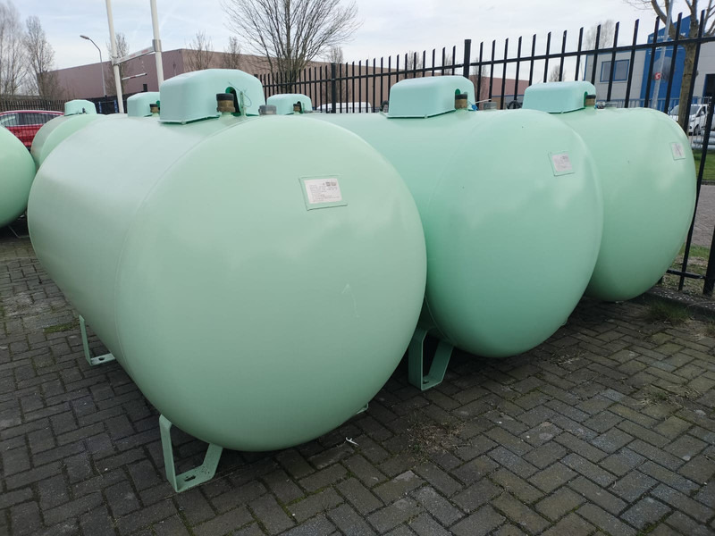 De Visser Propaan/Butaan LPG tank 2700 L (1,35 ton) Gastank, Gas, Gaz, LPG, GPL, Propane, Butane Ø 1250 including tank fittings - Rezervoar za gorivo: slika 2 De Visser Propaan/Butaan LPG tank 2700 L (1,35 ton) Gastank, Gas, Gaz, LPG, GPL, Propane, Butane Ø 1250 including tank fittings - Rezervoar za gorivo: slika 2
