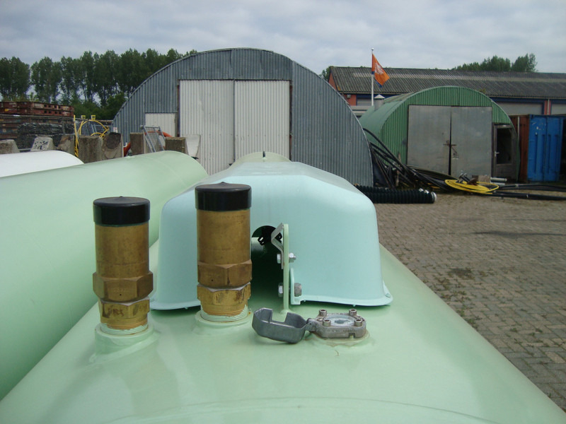 De Visser Propaan/Butaan LPG tank 9100 L gastank Propaan/Butaan LPG tank 9100 L (4,55 ton) Gastank Ø 1250 including tank fittings ID 11.10 L: 7790mm, 1350kg option of heating spiral - Rezervoar za gorivo za Kamion: slika 3 De Visser Propaan/Butaan LPG tank 9100 L gastank Propaan/Butaan LPG tank 9100 L (4,55 ton) Gastank Ø 1250 including tank fittings ID 11.10 L: 7790mm, 1350kg option of heating spiral - Rezervoar za gorivo za Kamion: slika 3