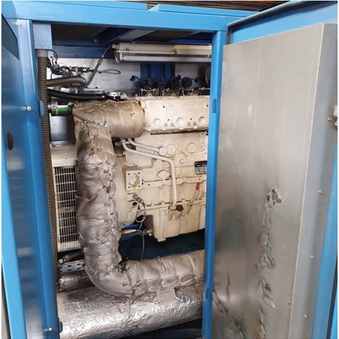 ZIEGLER Generator, WKK, M.A.N. motor (E0834) 50 KW electric/ 80KW thermic 1500 RPM 4 cylinders Sound muted - Kompresor za vazduh: slika 1 ZIEGLER Generator, WKK, M.A.N. motor (E0834) 50 KW electric/ 80KW thermic 1500 RPM 4 cylinders Sound muted - Kompresor za vazduh: slika 1