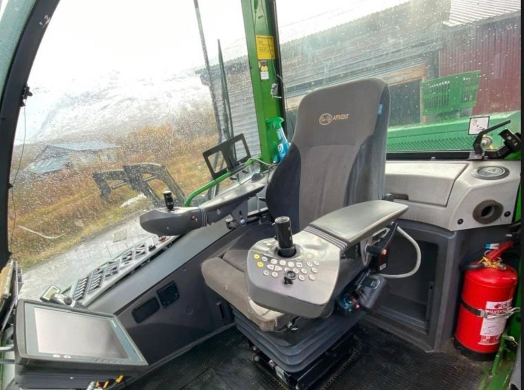 John Deere 1070 D - Kombajn za šumarstvo: slika 3 John Deere 1070 D - Kombajn za šumarstvo: slika 3
