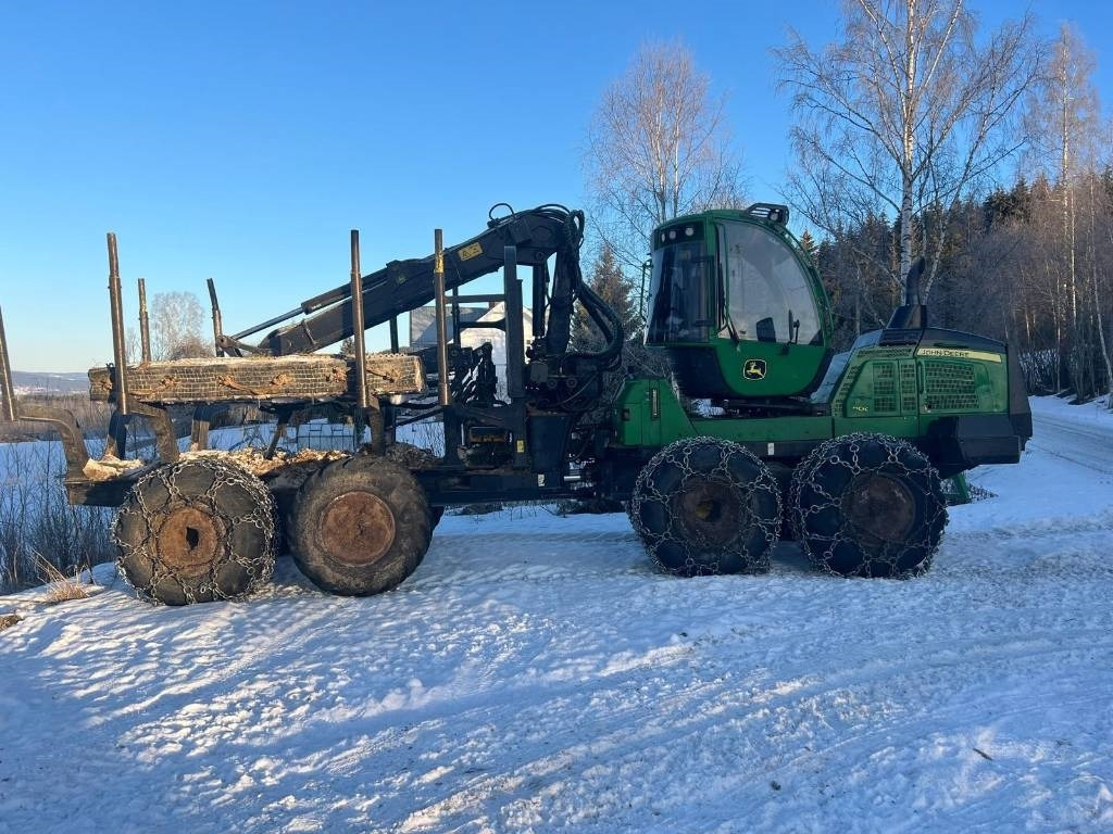John Deere 1110G - Prevoznik: slika 2 John Deere 1110G - Prevoznik: slika 2