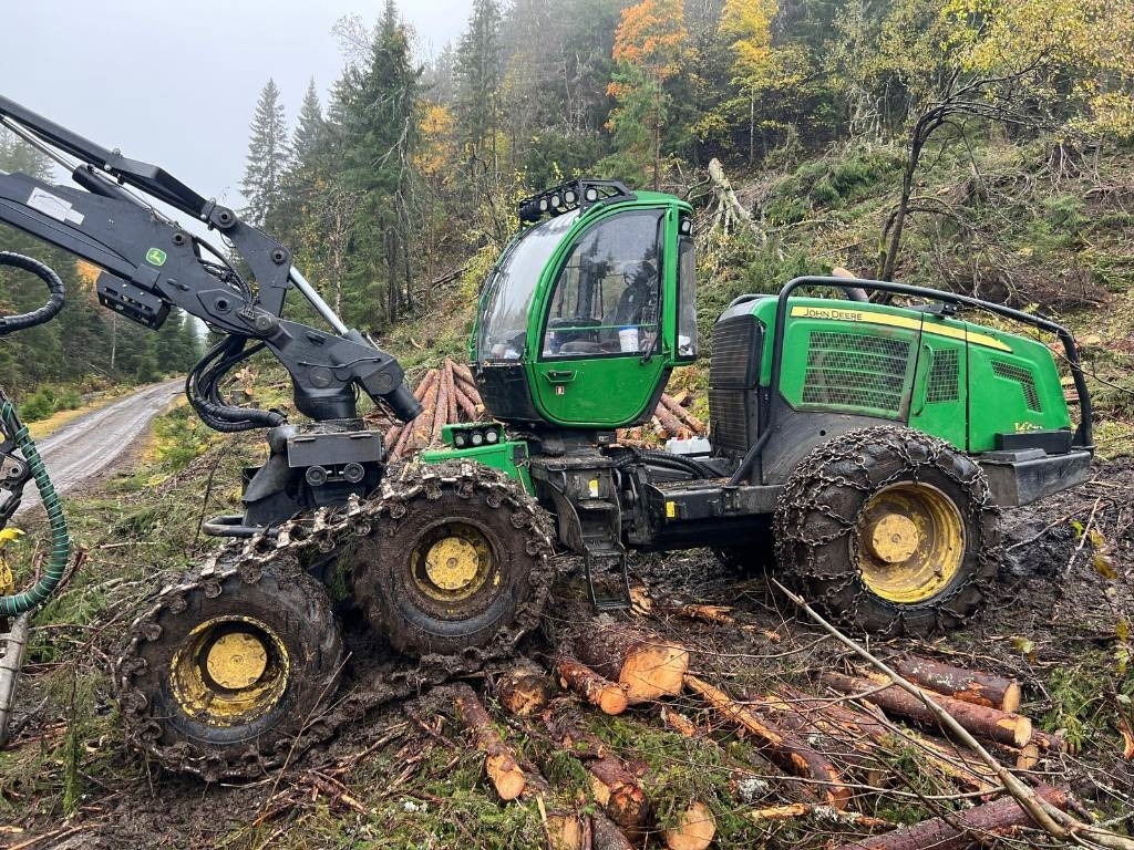 John Deere 1270 E - Kombajn za šumarstvo: slika 4 John Deere 1270 E - Kombajn za šumarstvo: slika 4