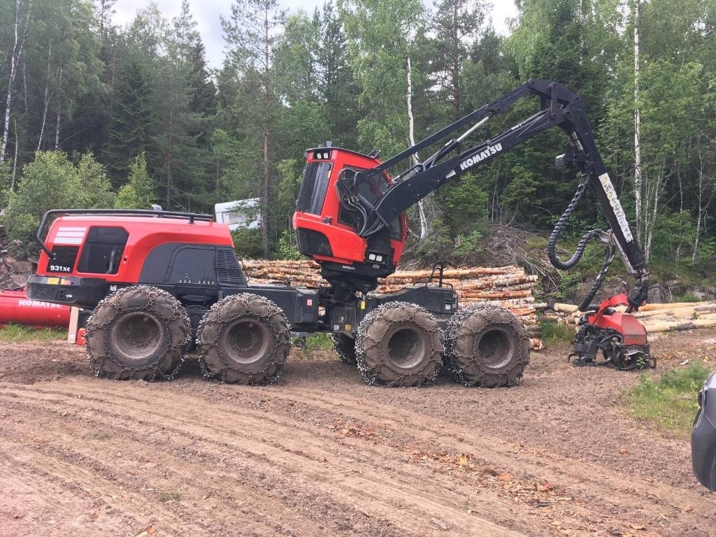 Komatsu 931 XC - Kombajn za šumarstvo: slika 1 Komatsu 931 XC - Kombajn za šumarstvo: slika 1