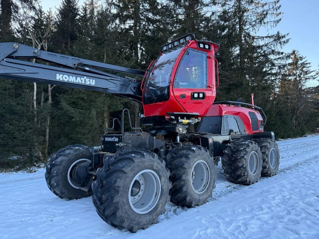 Komatsu 931 XC - Kombajn za šumarstvo: slika 1 Komatsu 931 XC - Kombajn za šumarstvo: slika 1