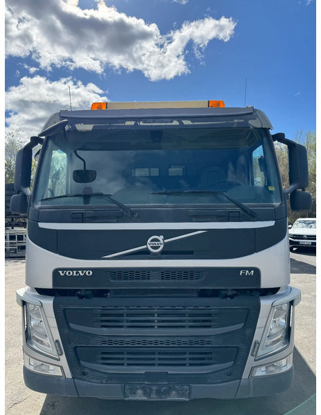 Volvo FM 370 6x2*4, 8m3 Mixer with Hyrdaulic slide, 2016 - Mikser za beton: slika 2 Volvo FM 370 6x2*4, 8m3 Mixer with Hyrdaulic slide, 2016 - Mikser za beton: slika 2
