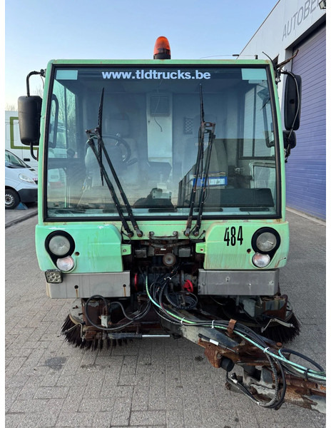 Bucher CITYCAT 5000SL **SWEEPER-BALAYEUSE** - Autočistilica: slika 3 Bucher CITYCAT 5000SL **SWEEPER-BALAYEUSE** - Autočistilica: slika 3