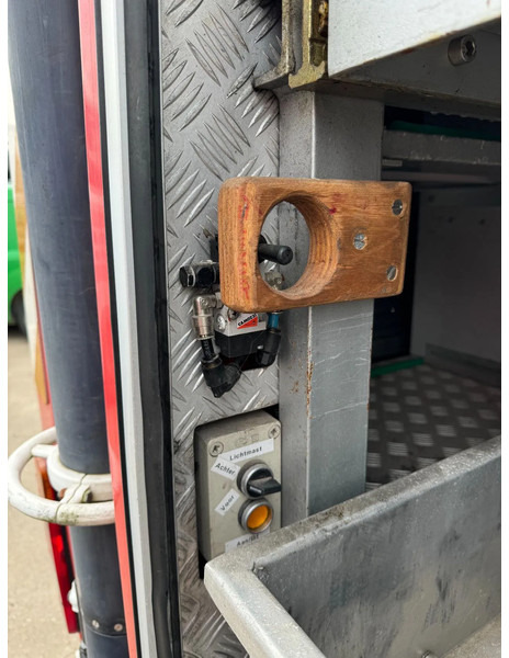 Vatrogasni kamion DAF 55 230ATI **NITROGEN POWDER FIRETRUCK-TOPSHAPE**: slika 16