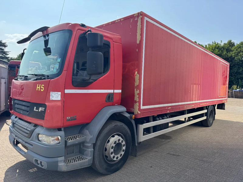 DAF LF 55.220 **MANUAL GEARBOX-EURO 4** - Kamion sa zatvorenim sandukom: slika 1 DAF LF 55.220 **MANUAL GEARBOX-EURO 4** - Kamion sa zatvorenim sandukom: slika 1