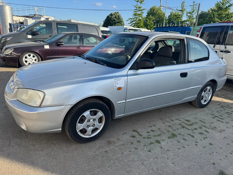 Hyundai Accent **PETROL-ESSENCE-BELGIUM CAR** - Limuzina: slika 1 Hyundai Accent **PETROL-ESSENCE-BELGIUM CAR** - Limuzina: slika 1