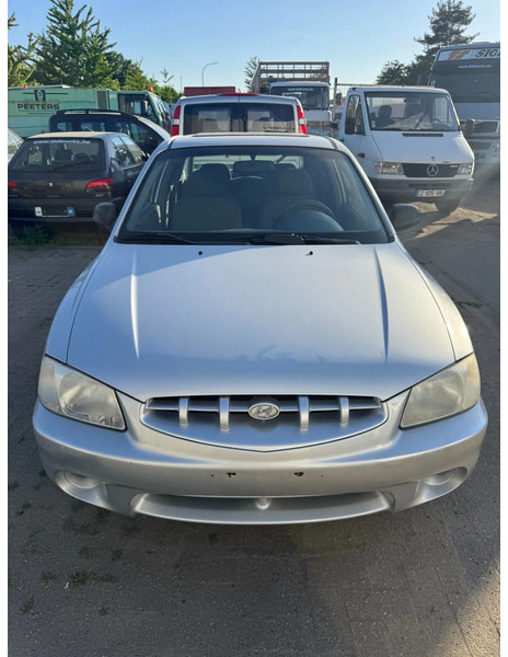 Hyundai Accent **PETROL-ESSENCE-BELGIUM CAR** - Limuzina: slika 2 Hyundai Accent **PETROL-ESSENCE-BELGIUM CAR** - Limuzina: slika 2