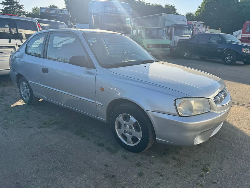 Hyundai Accent **PETROL-ESSENCE-BELGIUM CAR** - Limuzina: slika 3 Hyundai Accent **PETROL-ESSENCE-BELGIUM CAR** - Limuzina: slika 3