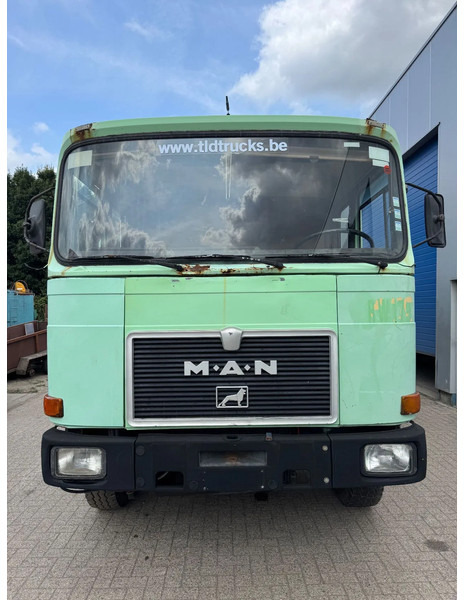 MAN F8 **32.291 8x4-6Cyl-BELGIAN TRUCK-BIG AXXLES** - Vakuumska cisterna: slika 2 MAN F8 **32.291 8x4-6Cyl-BELGIAN TRUCK-BIG AXXLES** - Vakuumska cisterna: slika 2