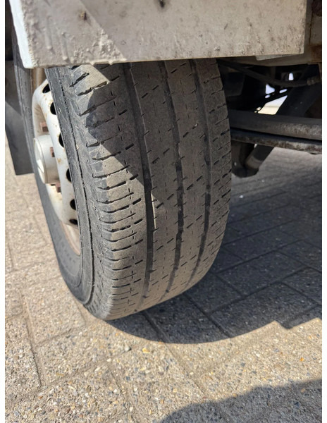 Mercedes-Benz Sprinter 311 **BAKWAGEN-BOX-ONLY118,000KM** - Dostavno vozilo sa zatvorenim sandukom: slika 5 Mercedes-Benz Sprinter 311 **BAKWAGEN-BOX-ONLY118,000KM** - Dostavno vozilo sa zatvorenim sandukom: slika 5