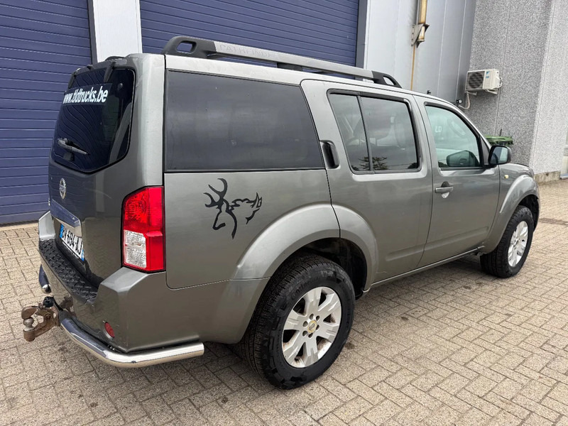 Nissan Pathfinder **AIRCO-EURO 3-7 SEATS** - Automobil: slika 4 Nissan Pathfinder **AIRCO-EURO 3-7 SEATS** - Automobil: slika 4