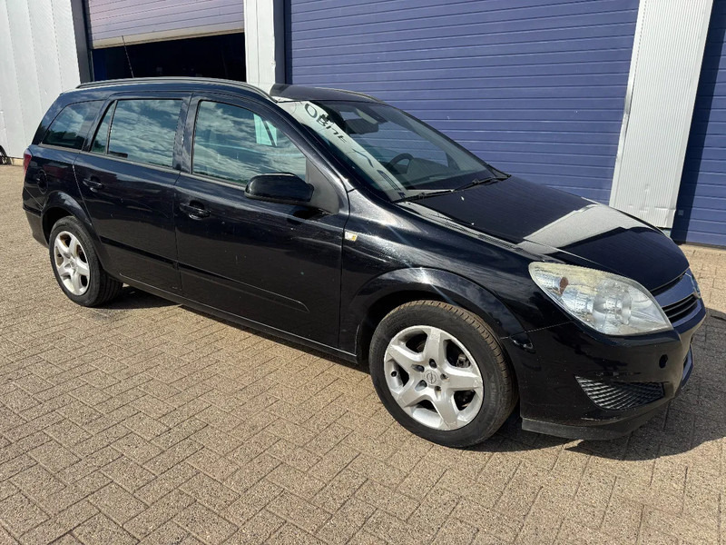 Opel Astra **1700CDTI-AIRCO-EURO 4** - Karavan: slika 1 Opel Astra **1700CDTI-AIRCO-EURO 4** - Karavan: slika 1