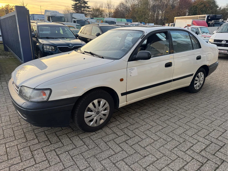 Toyota Carina E **1600XLI-VERRY CLEAN** - Limuzina: slika 3 Toyota Carina E **1600XLI-VERRY CLEAN** - Limuzina: slika 3
