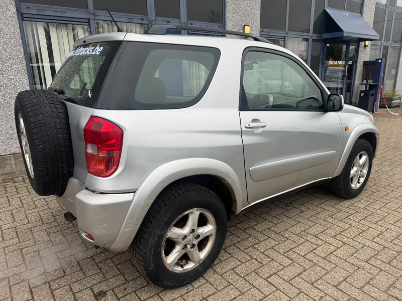 Toyota RAV4 **PETROL-AIRCO** - Automobil: slika 4 Toyota RAV4 **PETROL-AIRCO** - Automobil: slika 4