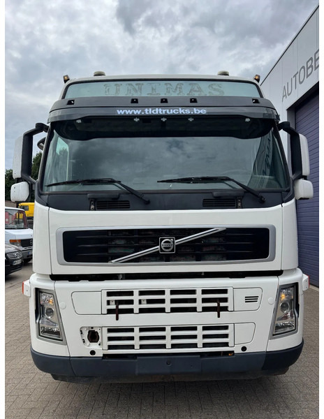 Volvo FM 440 **8X4-CABLE SYSTEM+CONTAINER-EURO 3-I SHIFT** - Kamion sa kablovskim sistemom: slika 2 Volvo FM 440 **8X4-CABLE SYSTEM+CONTAINER-EURO 3-I SHIFT** - Kamion sa kablovskim sistemom: slika 2