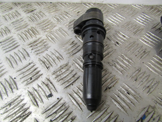 Cummins E14 INJECTORS (6) PART NO 3077718 - Obrada goriva/ Dostava goriva za Kamion: slika 2 Cummins E14 INJECTORS (6) PART NO 3077718 - Obrada goriva/ Dostava goriva za Kamion: slika 2