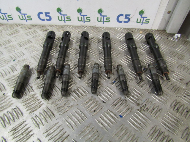 DAF CF75 310 EURO 3 BOSCH INJECTORS P/NO 0432191254 - Obrada goriva/ Dostava goriva za Kamion: slika 1 DAF CF75 310 EURO 3 BOSCH INJECTORS P/NO 0432191254 - Obrada goriva/ Dostava goriva za Kamion: slika 1
