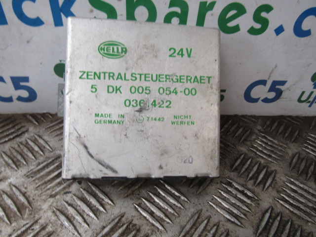 DAF XF 95 HELLA CONTROL UNIT P/NO DK005054-00 036-422 - Upravljačka jedinica za Kamion: slika 1 DAF XF 95 HELLA CONTROL UNIT P/NO DK005054-00 036-422 - Upravljačka jedinica za Kamion: slika 1