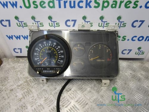 ISUZU NQR CLOCK CLUSTER AND TACHO - Električni sistem za Kamion: slika 1 ISUZU NQR CLOCK CLUSTER AND TACHO - Električni sistem za Kamion: slika 1