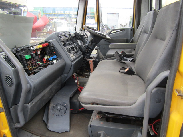IVECO TECTOR 75E17 COMPLETE CAB EX 2009 - Kabina za Kamion: slika 4 IVECO TECTOR 75E17 COMPLETE CAB EX 2009 - Kabina za Kamion: slika 4