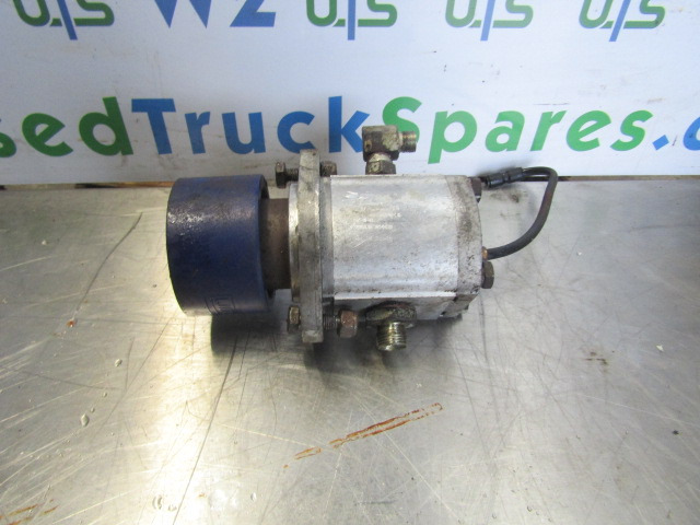 JOHNSTON JETTING PUMP HYDRAULIC DRIVE MOTOR - Hidraulični motor za Korisno/ Posebno vozilo: slika 1 JOHNSTON JETTING PUMP HYDRAULIC DRIVE MOTOR - Hidraulični motor za Korisno/ Posebno vozilo: slika 1