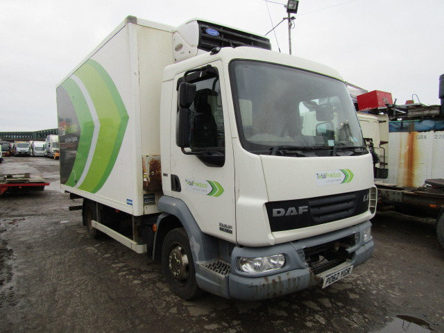 DAF LF 45 160 REFRIDGERATED TRUCK 2012 FOR BREAKING (CARRIER FRIDGE UNIT) - Kamion: slika 1 DAF LF 45 160 REFRIDGERATED TRUCK 2012 FOR BREAKING (CARRIER FRIDGE UNIT) - Kamion: slika 1